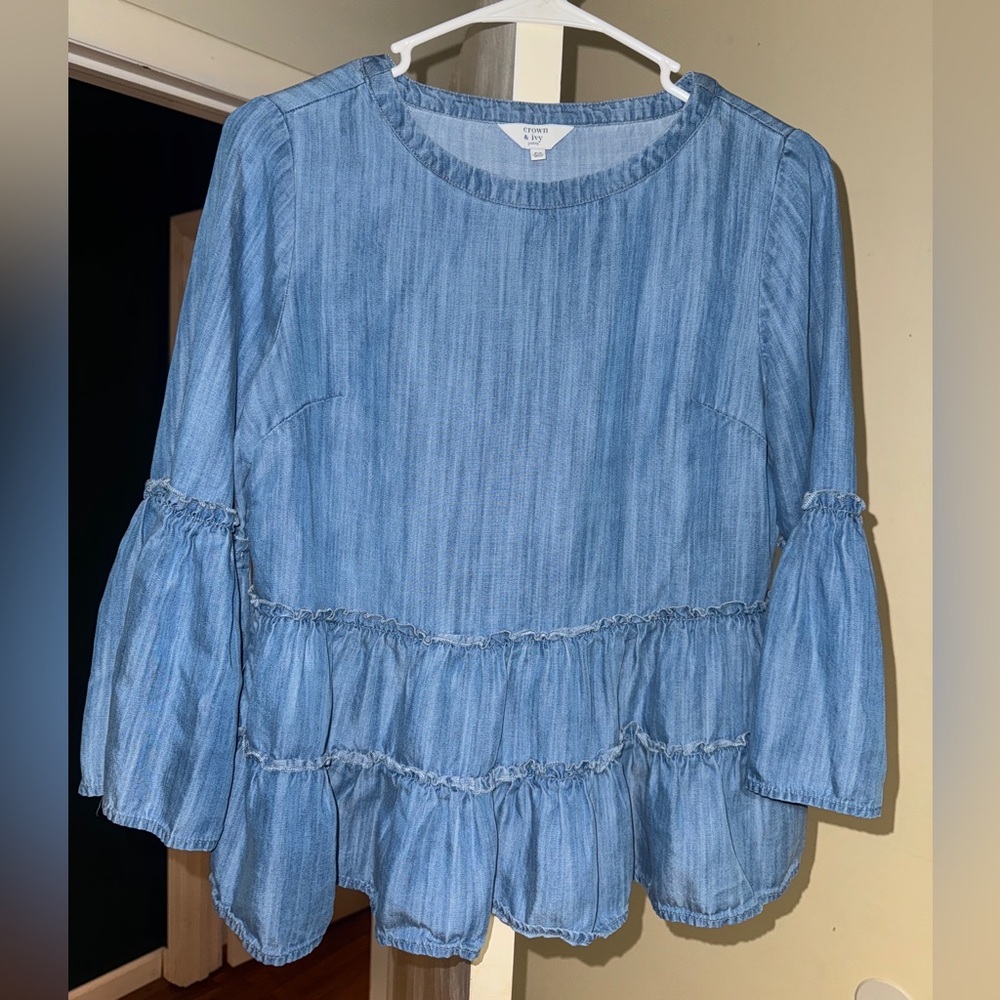 Crown & Ivy Blue Ruffled Women's Blouse
